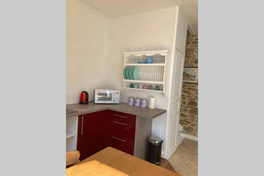 Pre-en-Pail-Saint-Samson La Petite Maison - Self Catering מראה חיצוני תמונה